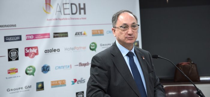 Manuel Vegas: «La AEDH necesita un relevo generacional»